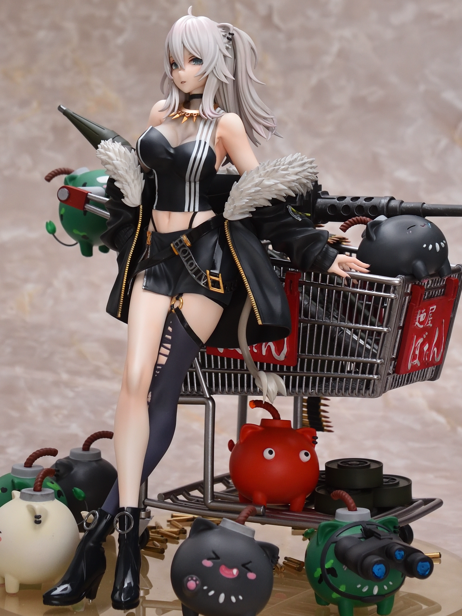 獅白ぼたんのガレージキット完成品の魅力 - MIYUTOのぷらも道