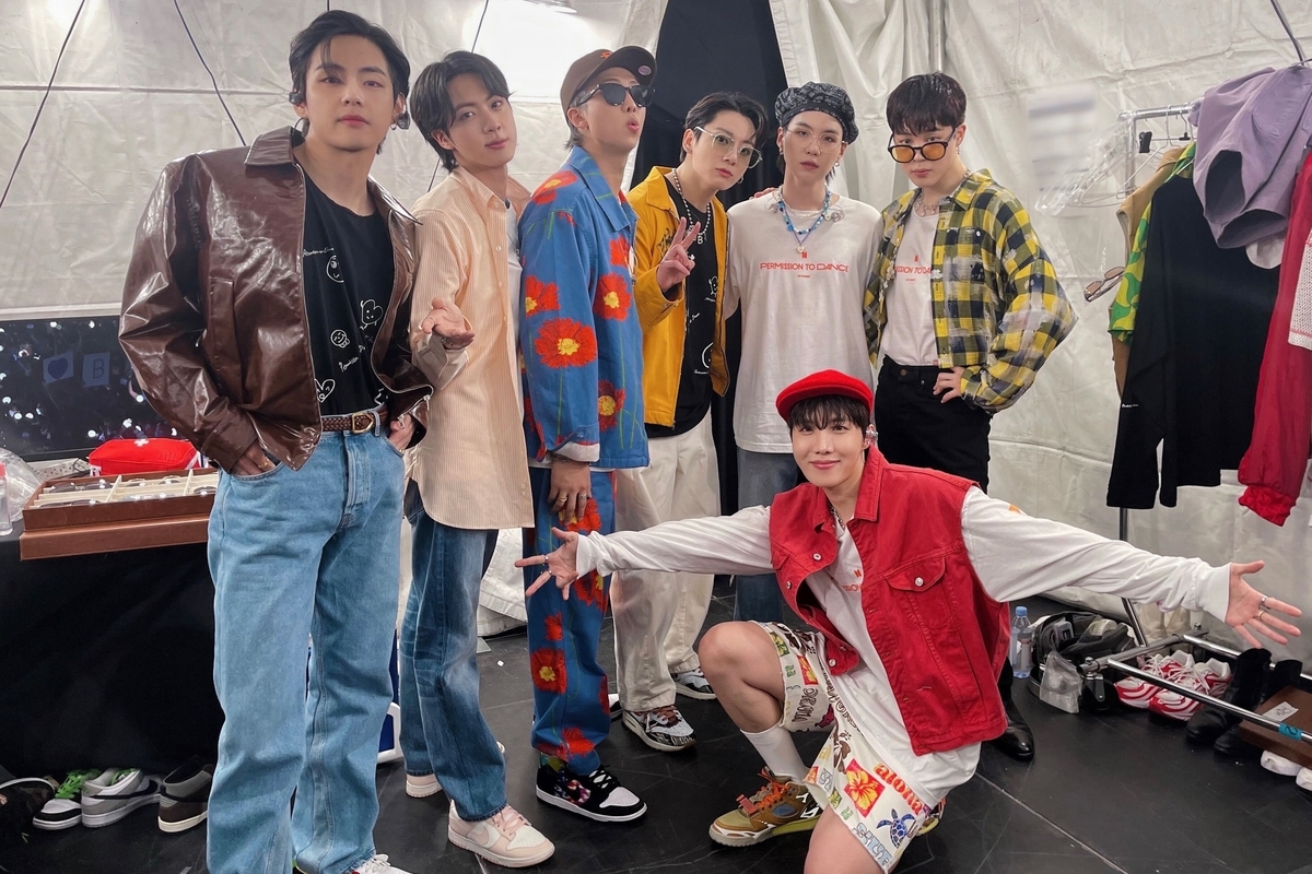 BTS / PTD On Stage Las Vegas Live Concert DAY-2 - Happy Together☆