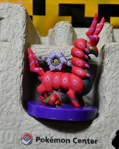 個別「[立体ポケモン図鑑][シャンデラ][ペンドラー]」の写真、画像