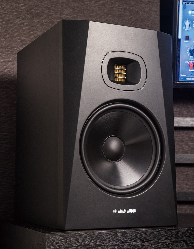 ADAM AUDIO T8V/A3X 〜独自のツィーターを搭載するベルリン発祥のニア