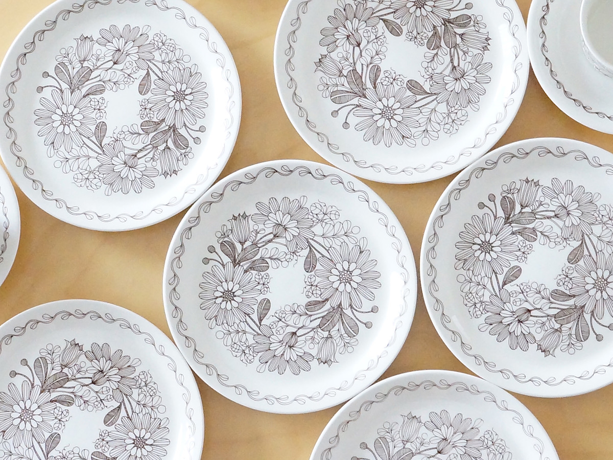 エステリ・トムラ｜ARABIA アラビア FINNISH FLINT フィニッシュ