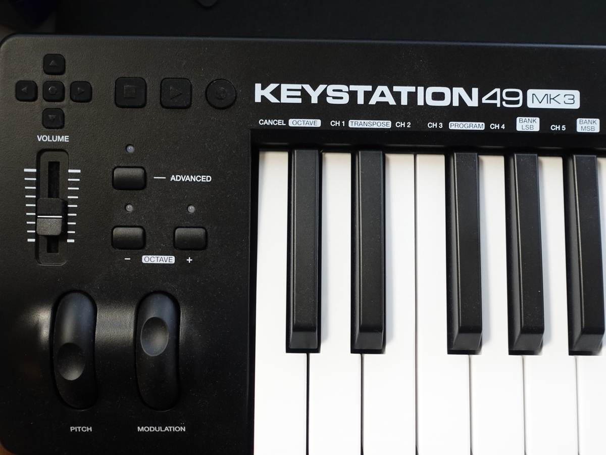 M-AUDIO KEYSTATION 49 MK3のレビュー】鍵盤のキー変更もできるコスパ
