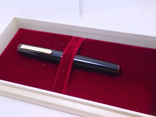 万年筆】中屋万年筆 黒溜 ピッコロ - 週1沼Life!