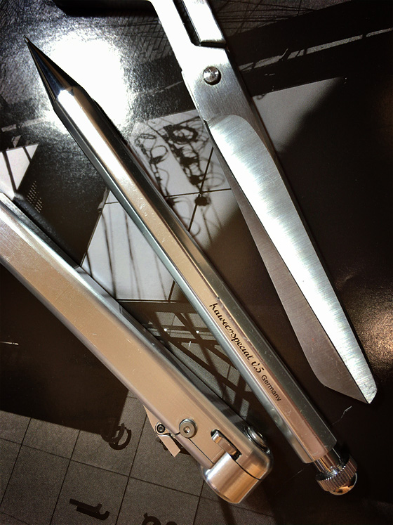 カヴェコスペシャルシャイニーシルバー2.0ミリ 廃番クリップ付き