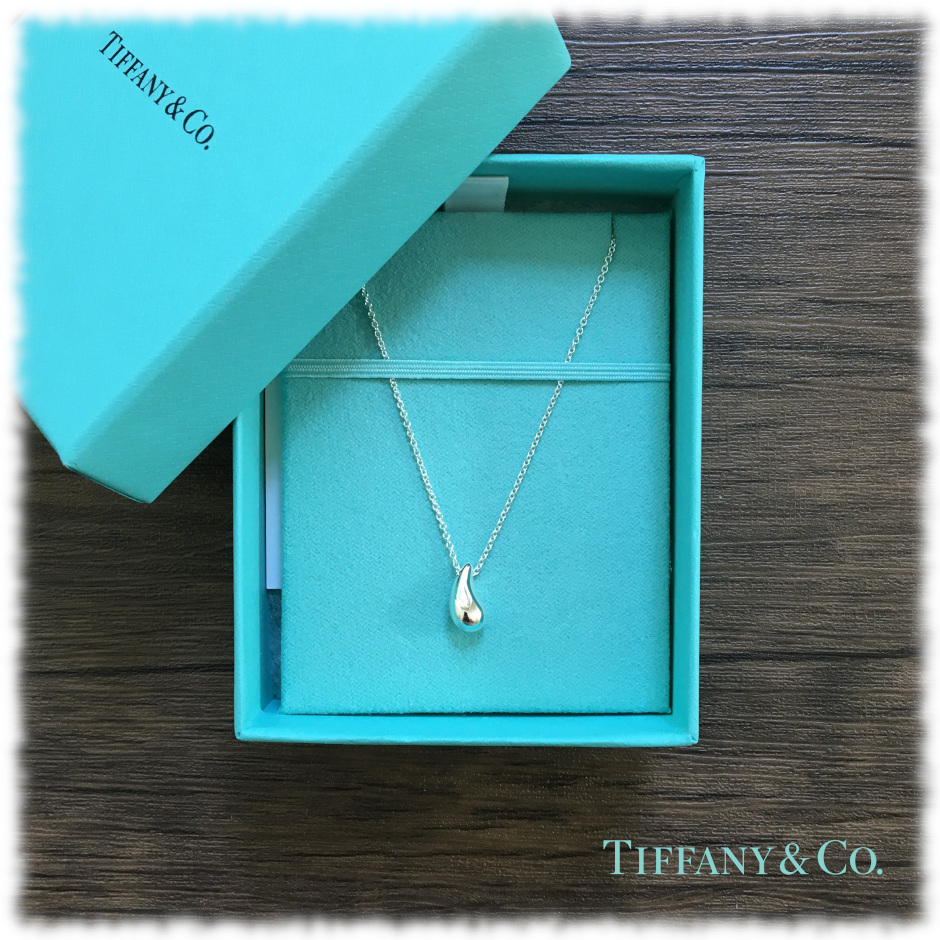 人気♪ Tiffany(ティファニー) ティアドロップ Silverペンダント