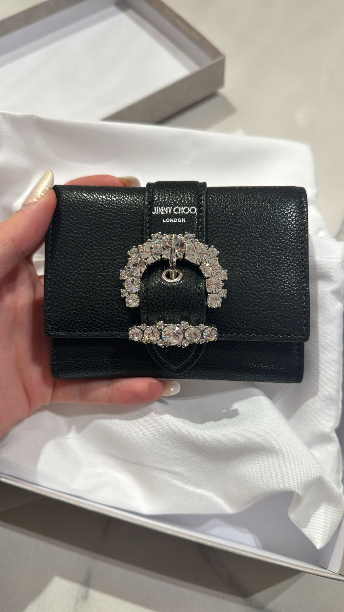 Jimmy☆Choo(セールで選べる3色)クリスタル付きCHERI/Wallet (Jimmy