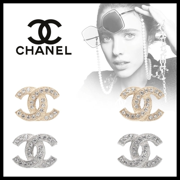☆最新作【CHANEL】ピアス メタル & ストラス ゴールド (CHANEL/ピアス