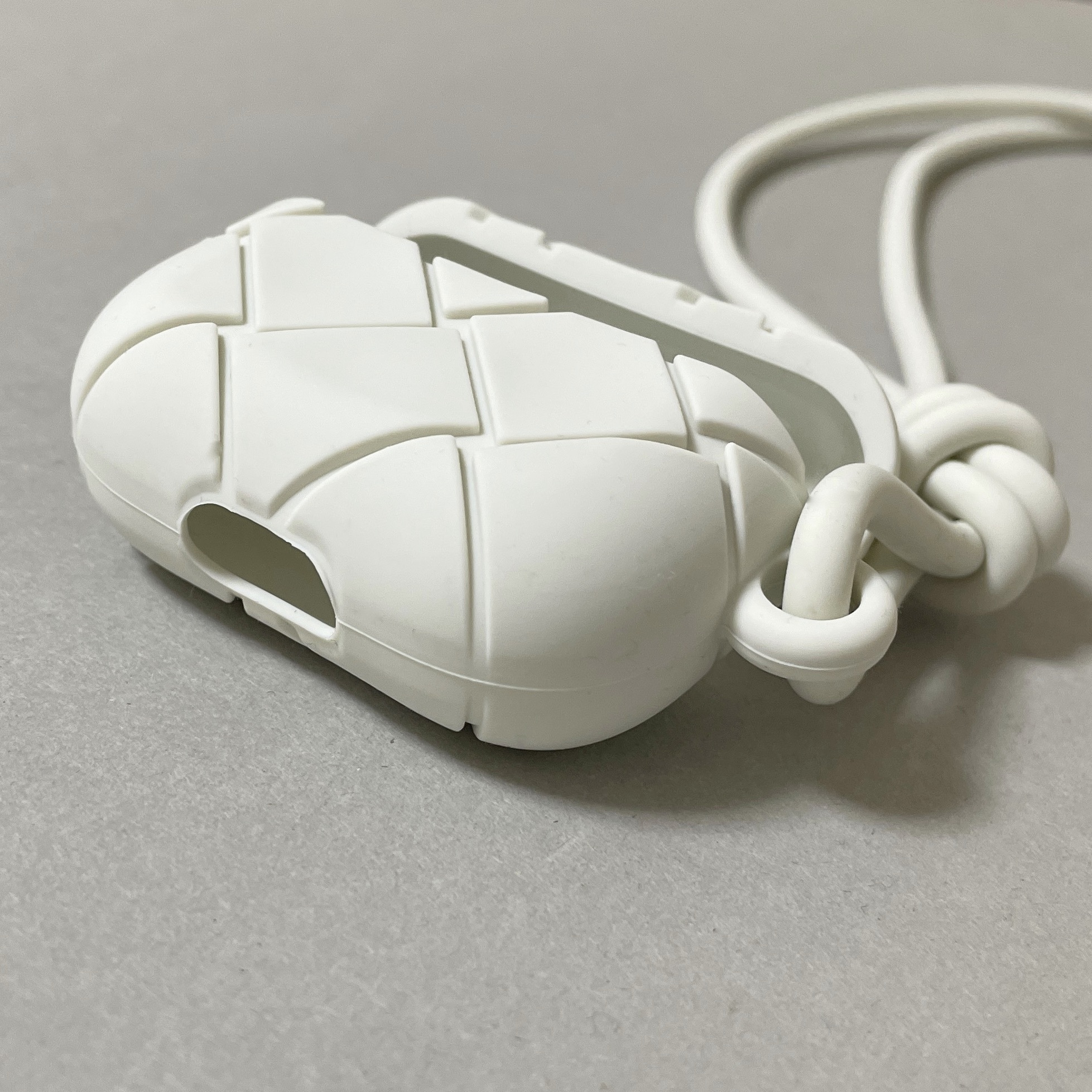 口コミ・レビュー｜BOTTEGA VENETA AirPods PRO ケース（シリコン