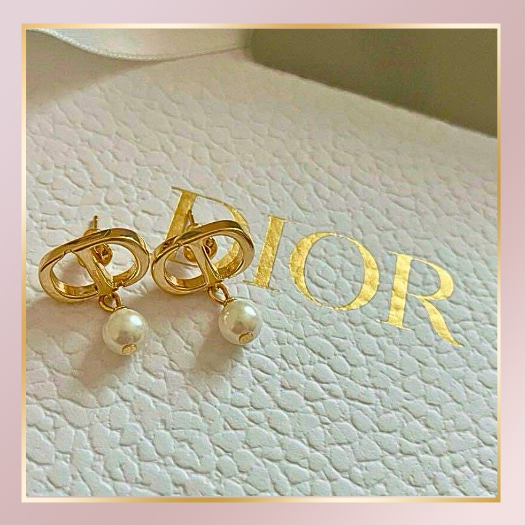 DIOR】PETIT CD (プチ CD) ピアス (Dior/ピアス) E1520PTCRS_D301【BUYMA】