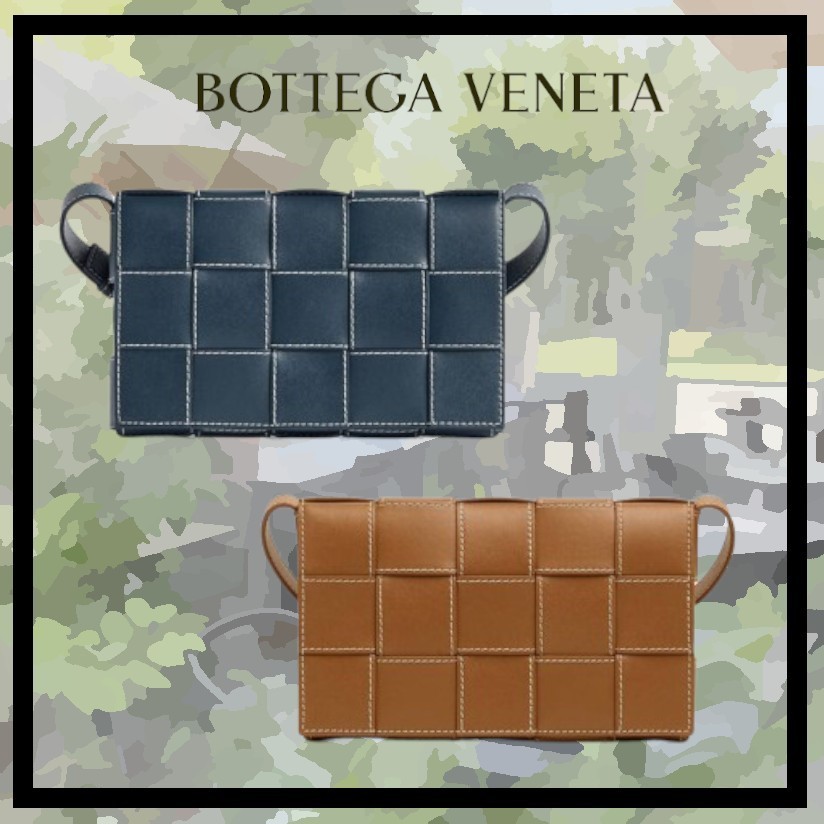 Bottega Veneta ミディアム カセット 希少カラー: サンダー Bottega