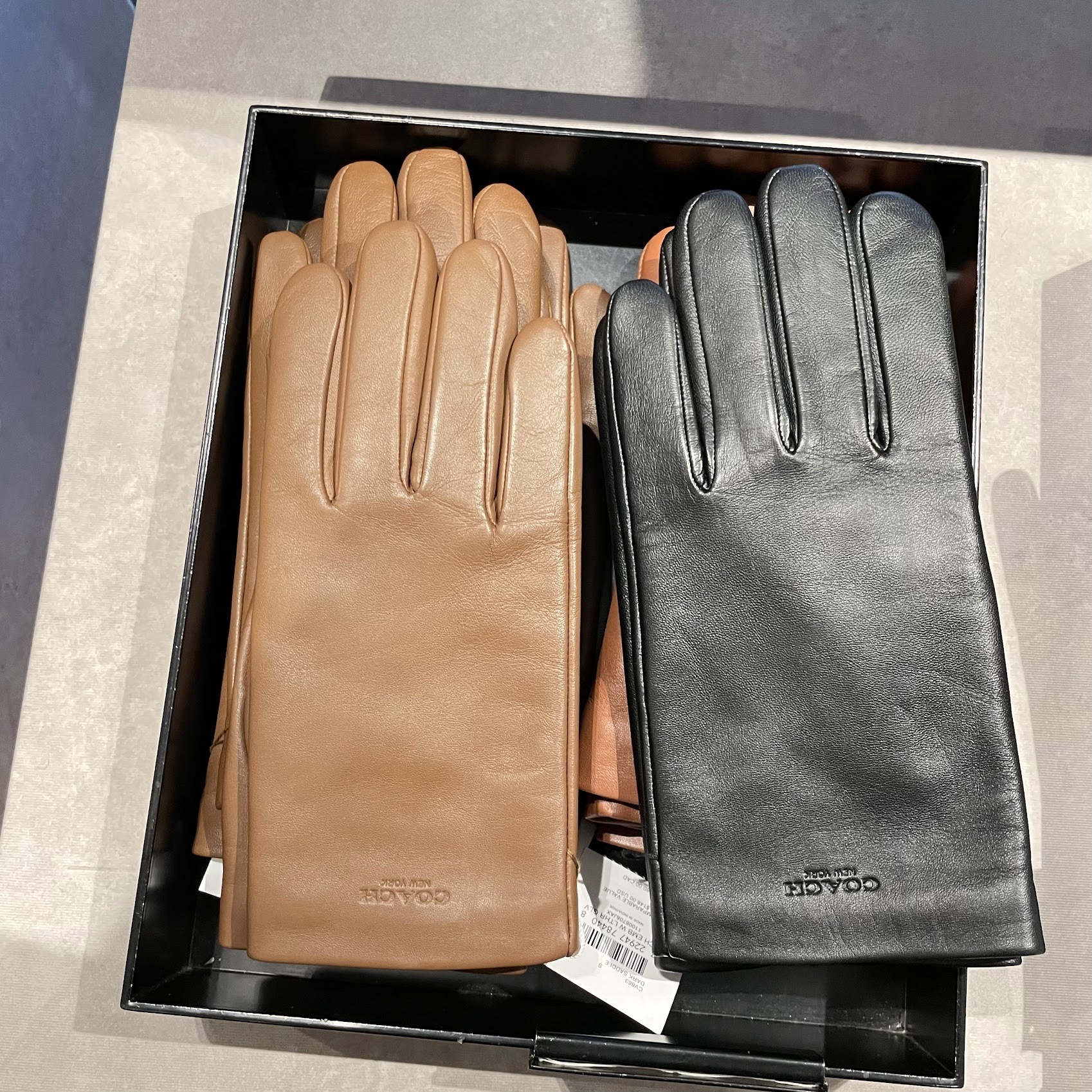 タグ付き新品】COACH コーチ 羊革メンズ レザー手袋 カシミヤ混 黒