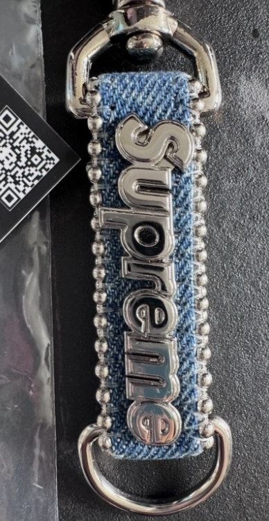 ミュージシャン Supreme x b.b. Simon Denim Keychain Camo Supreme x