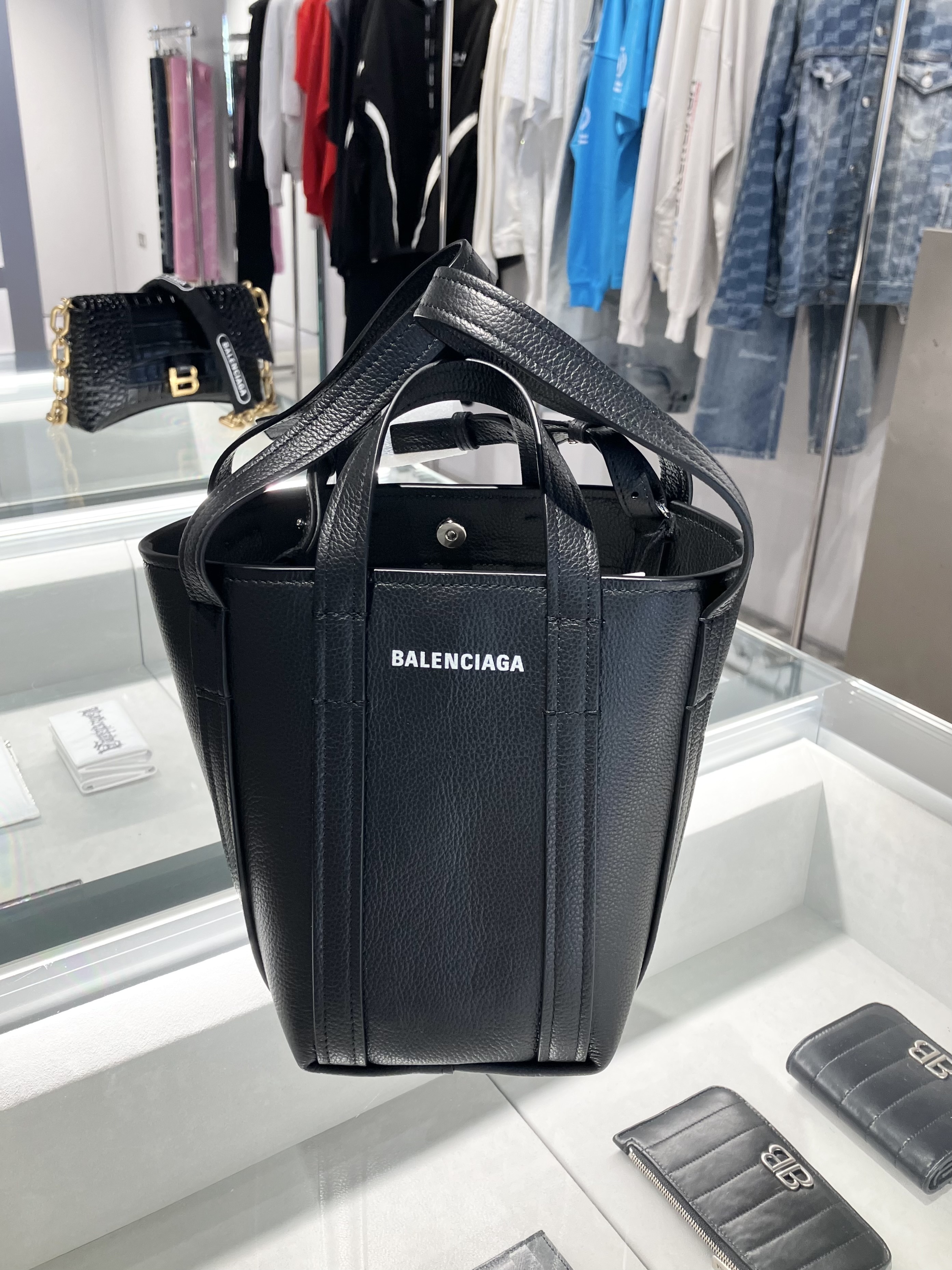 BONAVENTURA チェレステ ナイロン トラベルポーチ