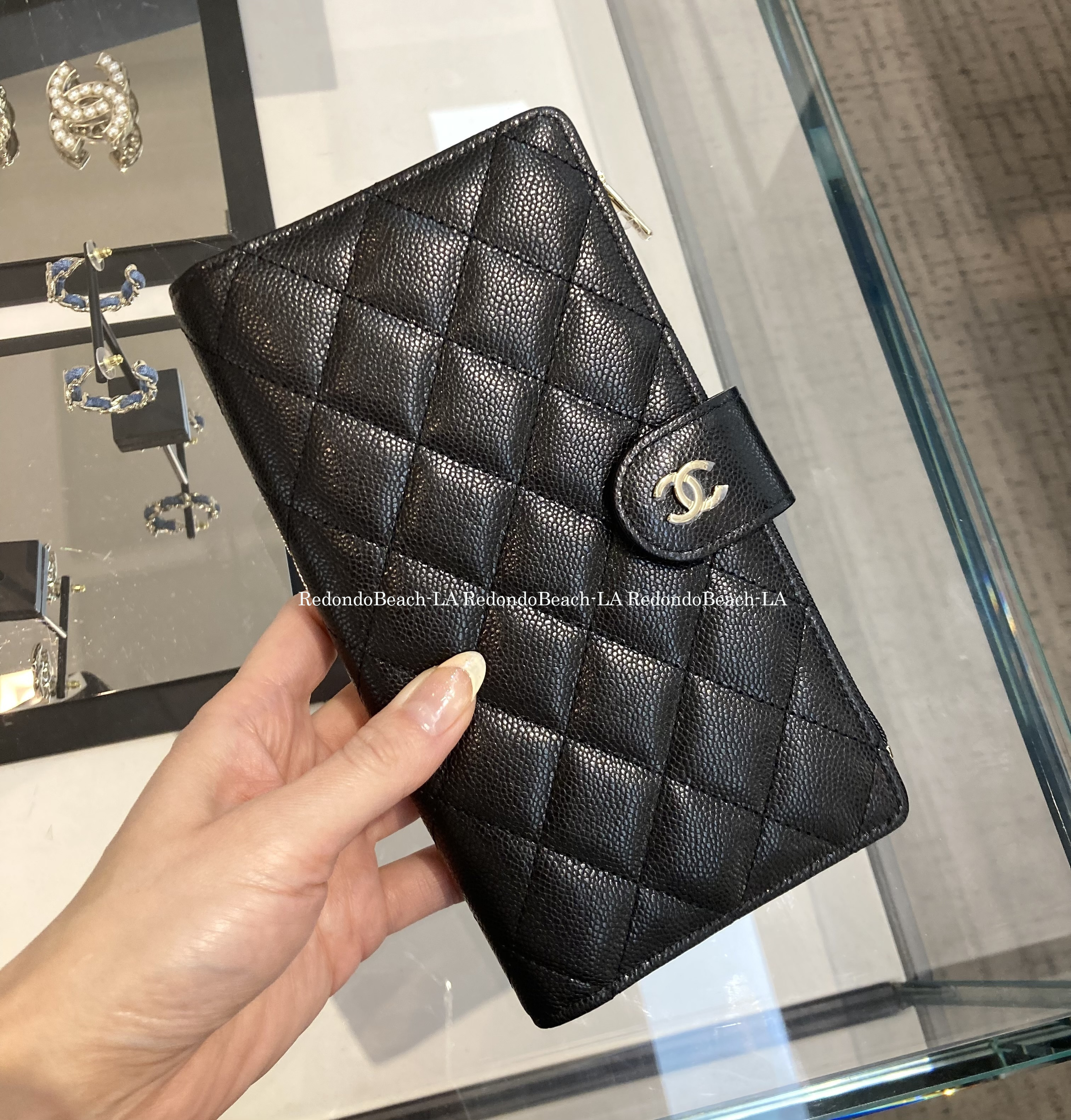 Chanel 長財布 キャビアスキン CHANELマトラッセキャビアスキン 黒 長