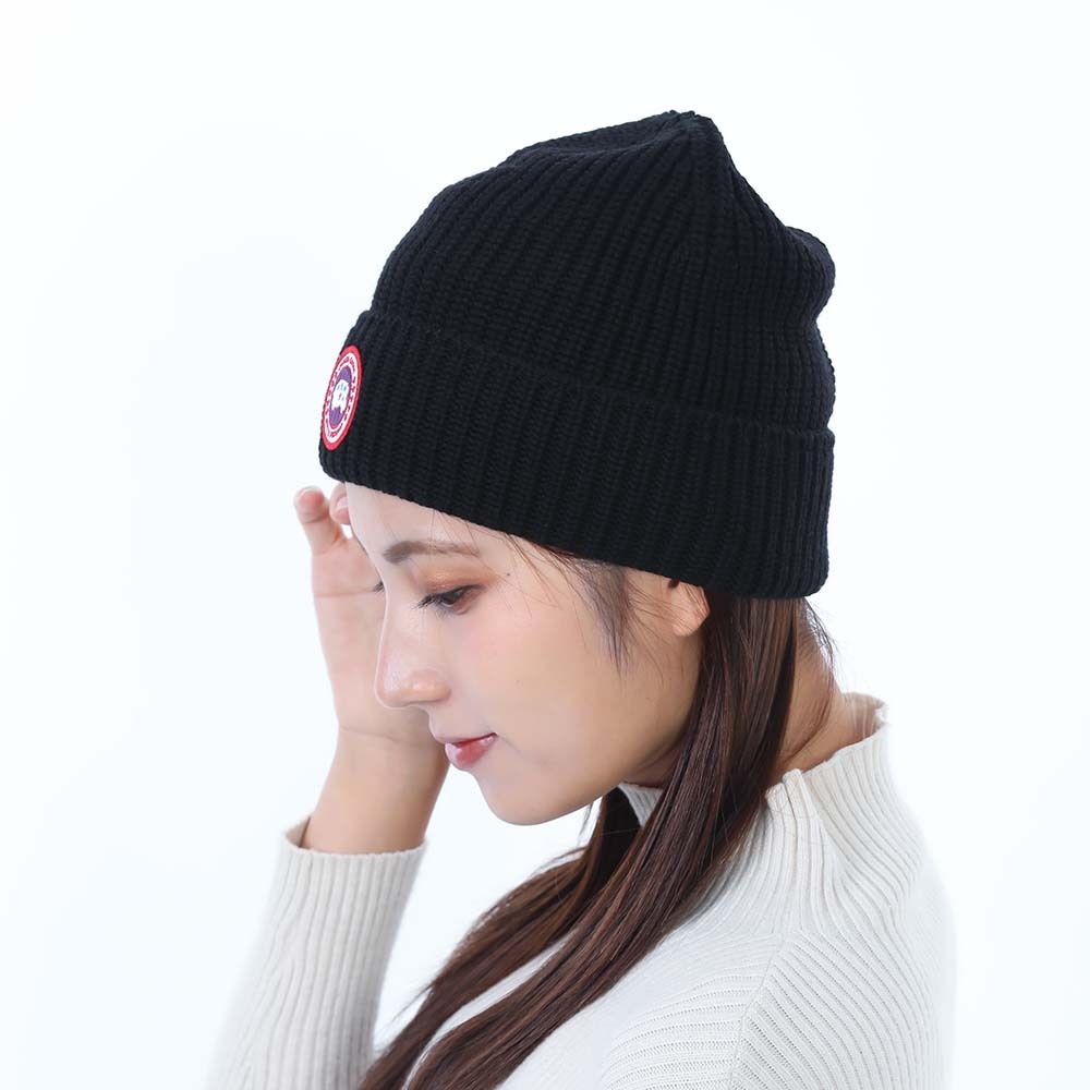 美品 カナダグース 5026M 9061 ニット帽 美品 CANADA GOOSE カナダ