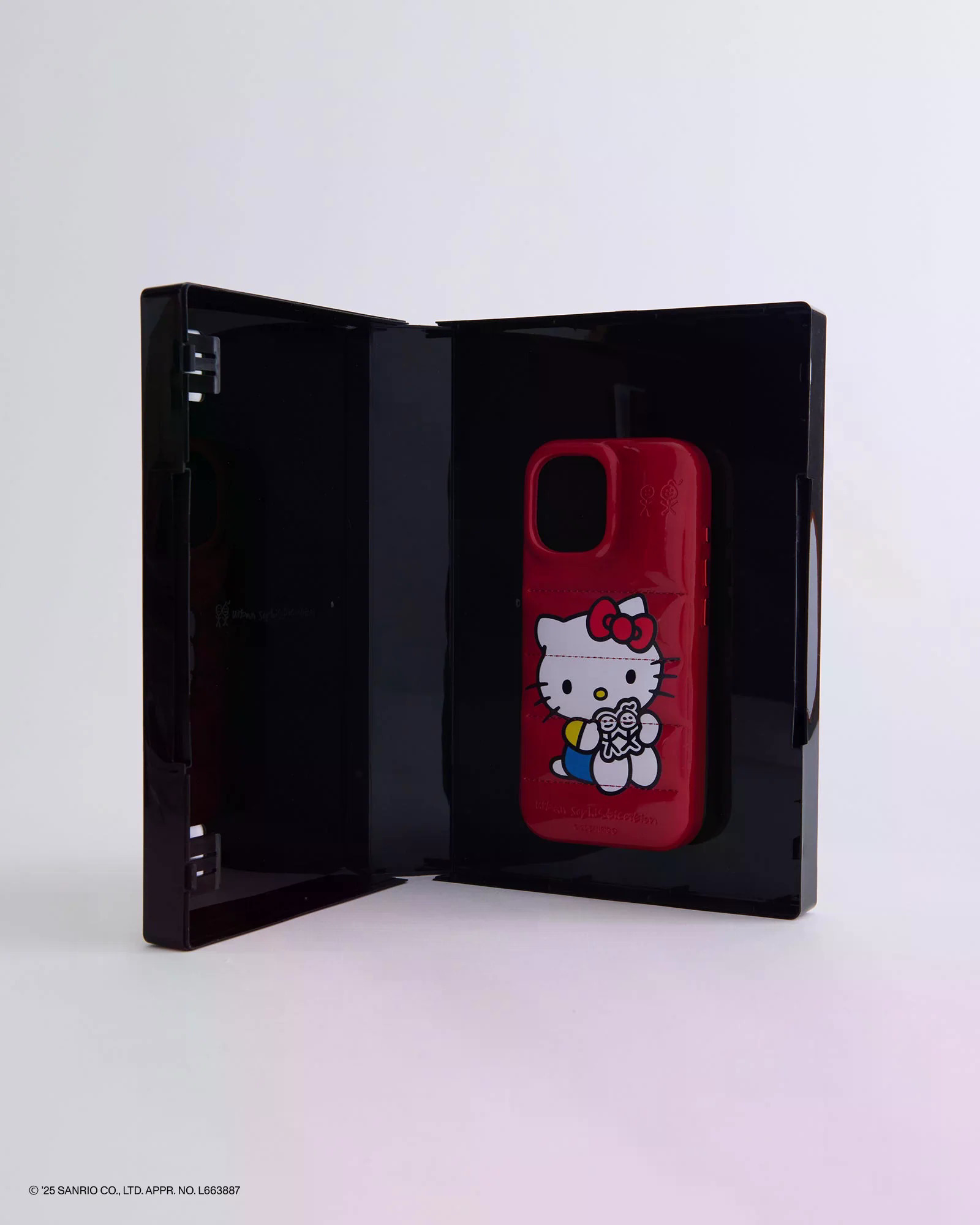 urbansophistication】限定 ハローキティ スマホケース (Urban