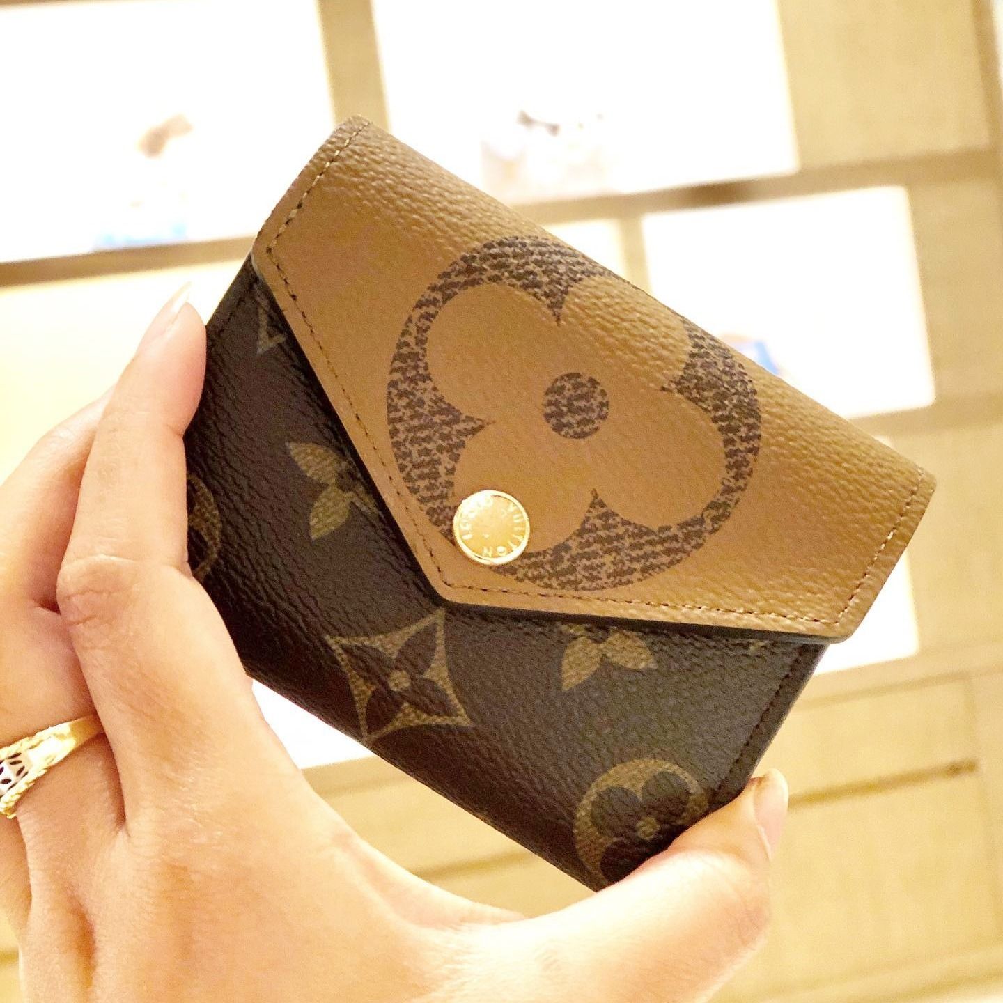 FW21 直営店☆Louis Vuitton☆ポルトフォイユ・ゾエ ミニ財布 (Louis