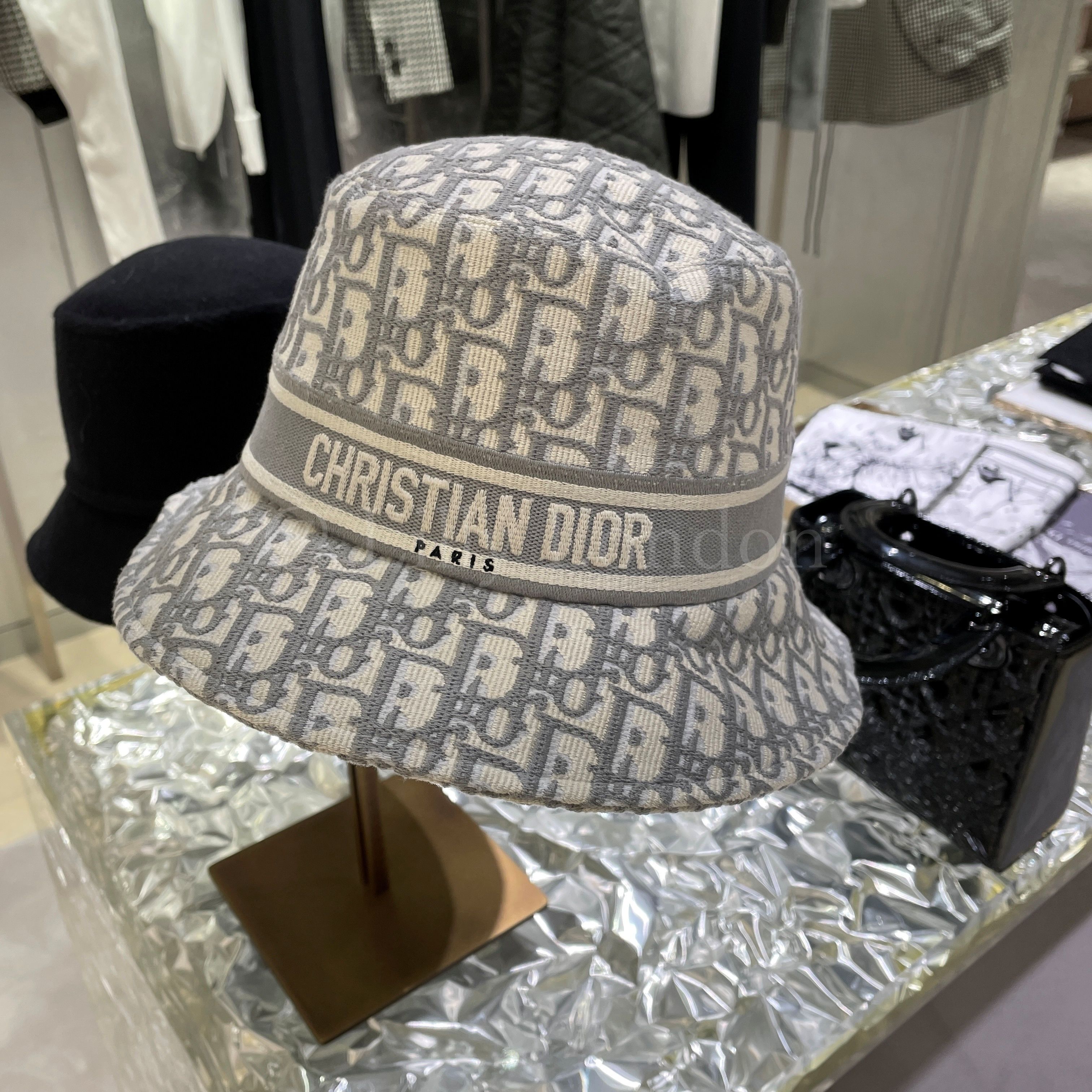 Dior. 割引 ボブハット DIOR | キッズ ボブハット ディオール