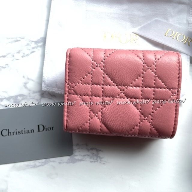 明日着 限定色 ピンク♪ Dior Caro コンパクトウォレット 折財布 (Dior