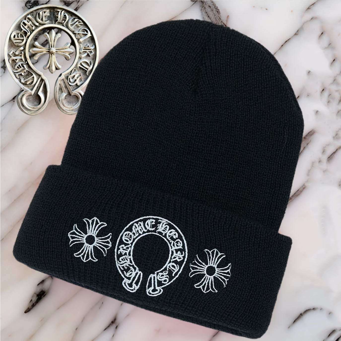 ☆クロムハーツ☆送関込☆お洒落好き必須のロゴニット帽☆ (CHROME