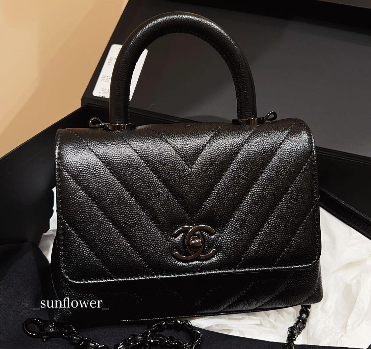 シャネル ココハンドル ミニサイズ 19cm レア☆ソーブラック (CHANEL