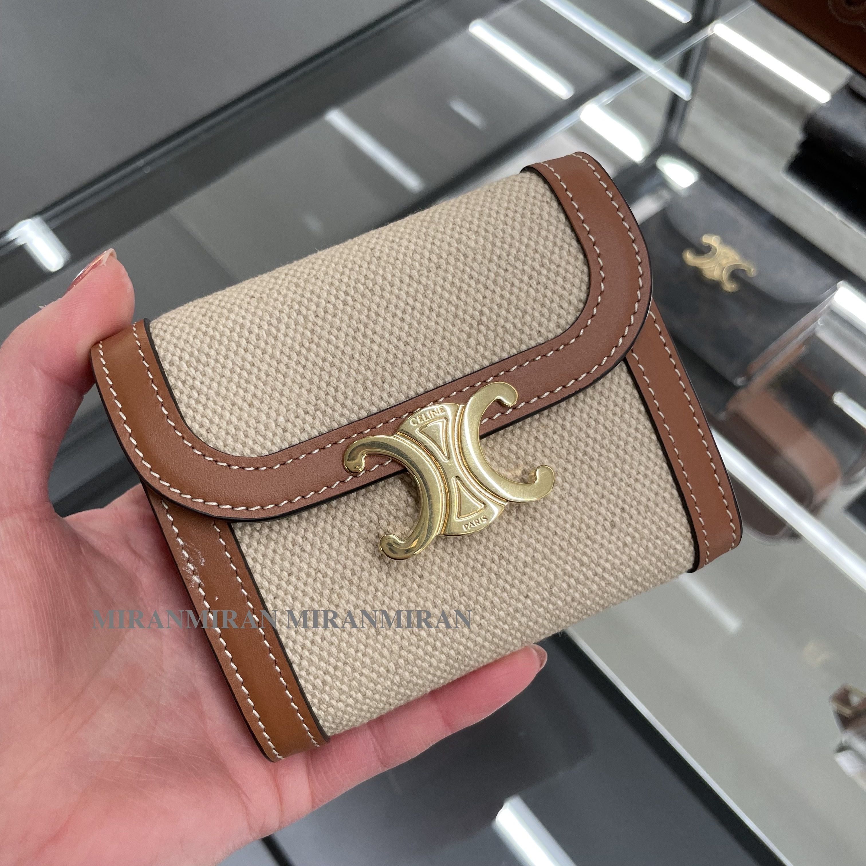 CELINE】TRIOMPHE WALLET /テキスタイル & カーフスキン (CELINE