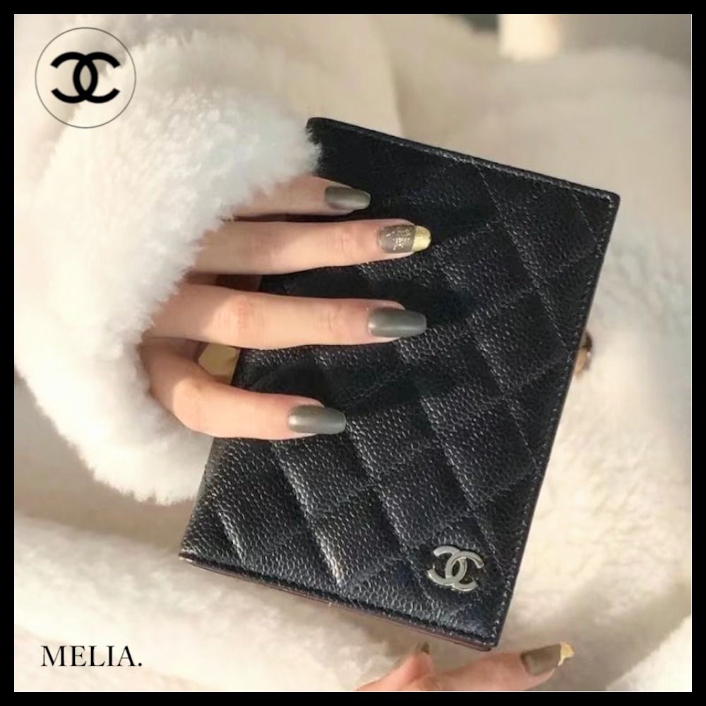旅行の楽しさ倍増♡】CHANEL パスポートケース (CHANEL/パスポート