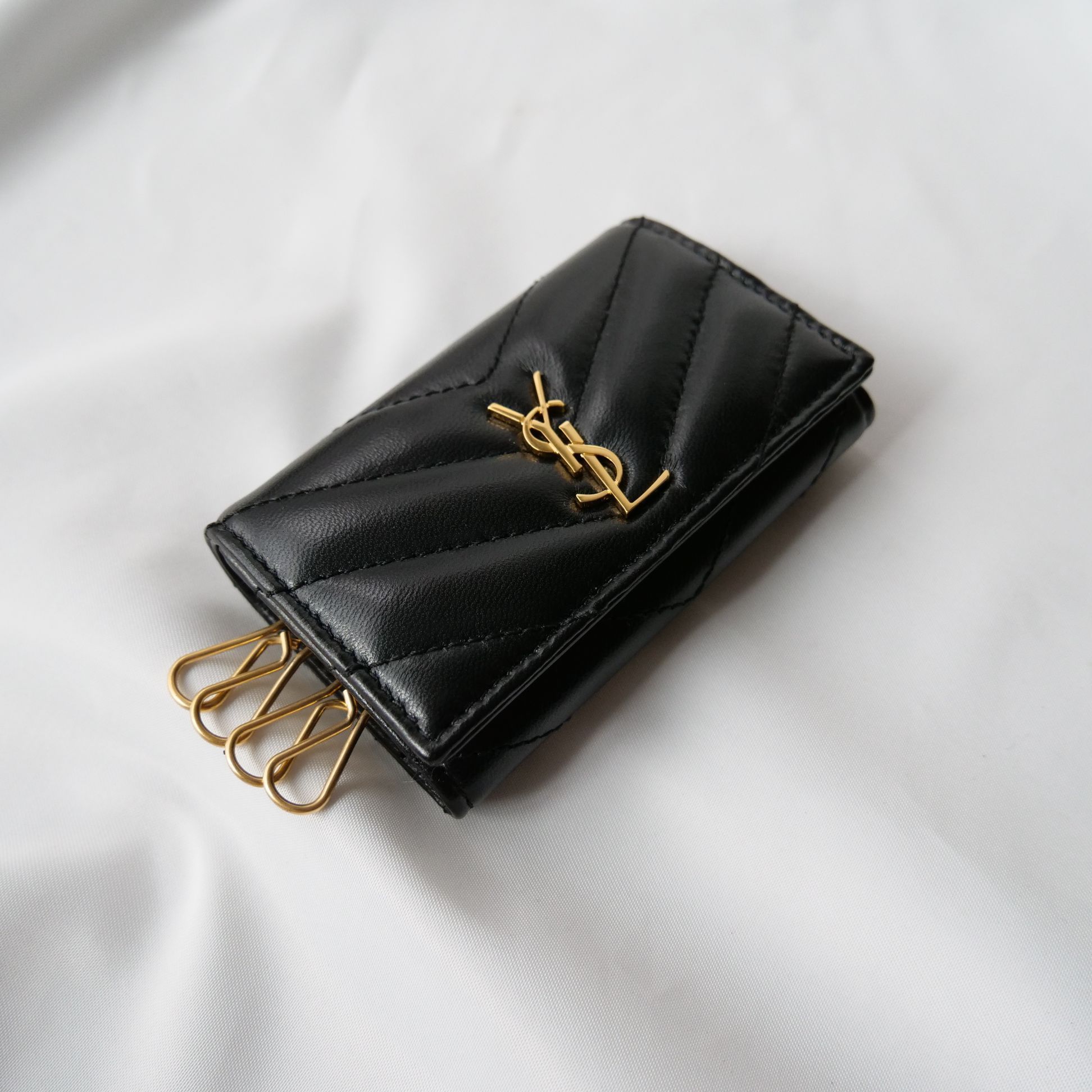 △【SALE】□サンローラン国内発□人気のYSLライン キーケース (Saint