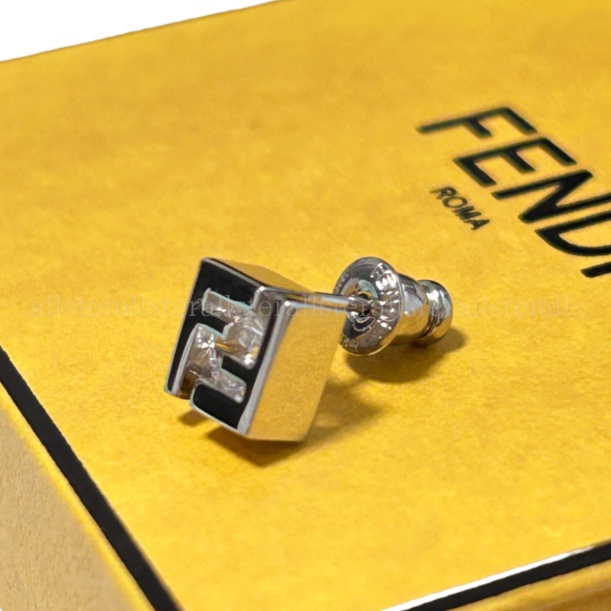 値下げ！FENDI フェンディ ファースト FF シルバー金具 クリスタル