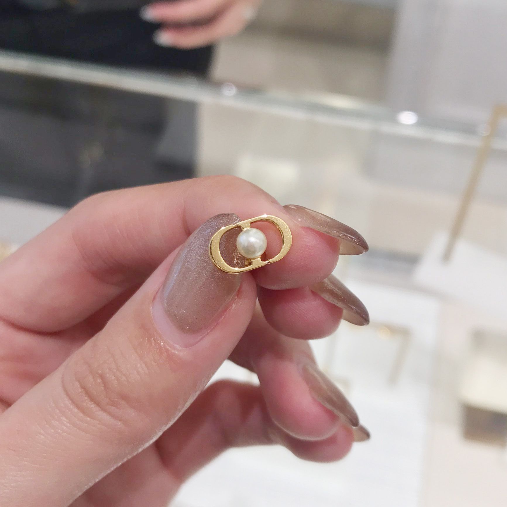 Dior Petit CD Jolie ミニスタッドピアス Petit CD Jolie Mini Stud