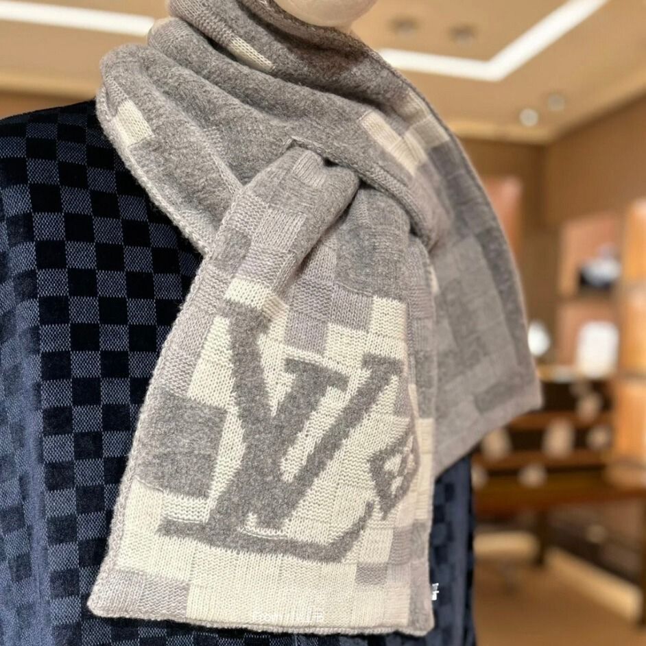 簡単に装着できる♪】ルイヴィトン マフラー リバーシブル (Louis