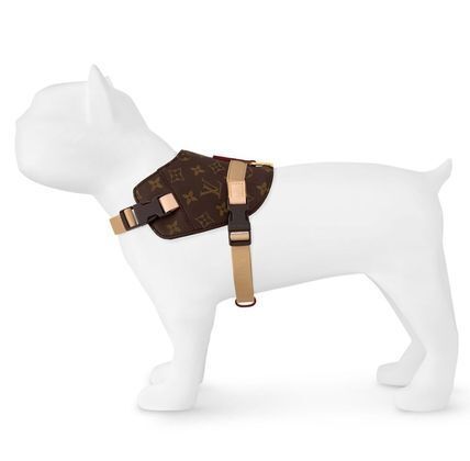 愛犬のお洒落も欠かさない！】ルイヴィトン ハーネス お散歩 (Louis