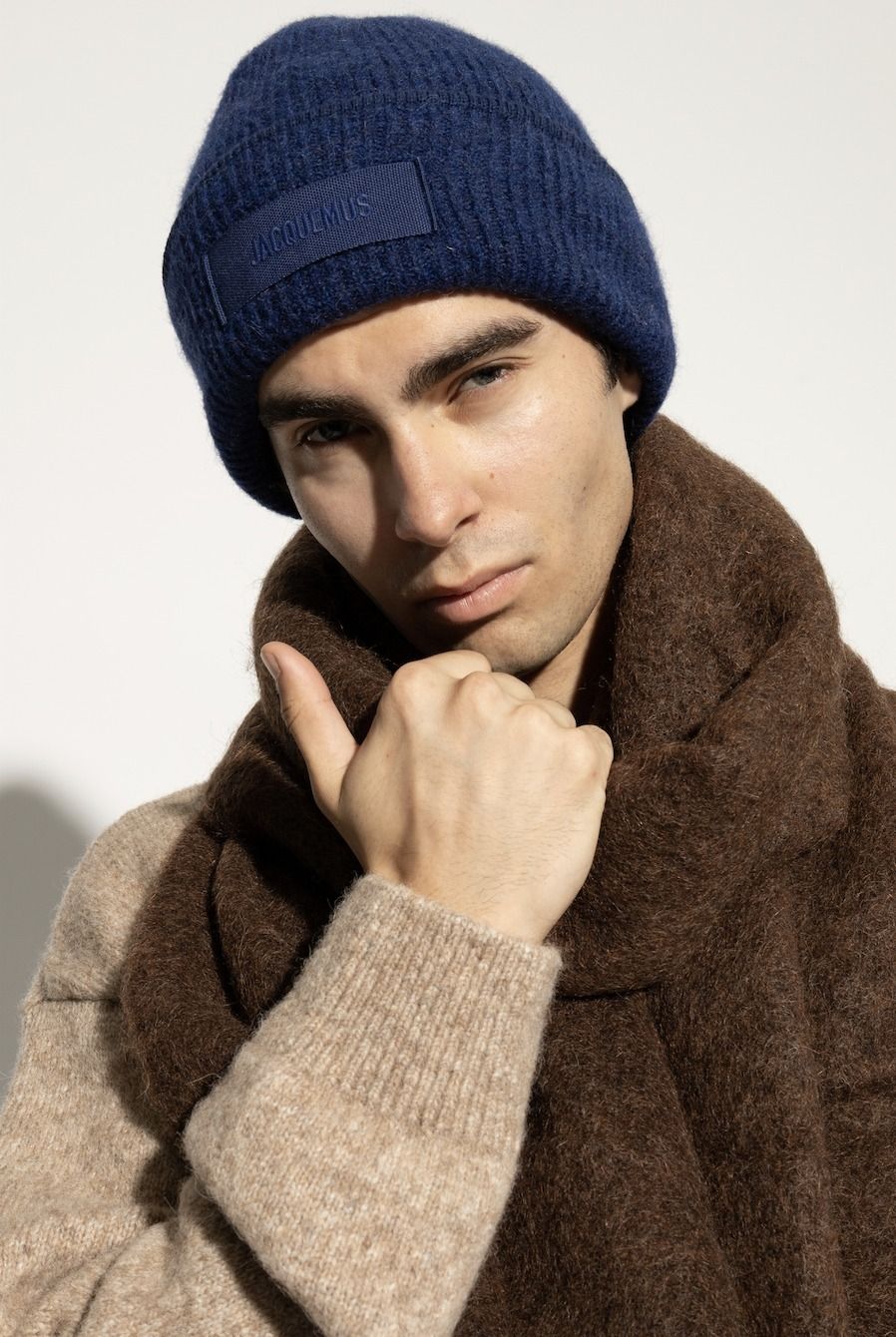 JACQUEMUS/ジャックムス】ロゴ付き ニット帽 ユニセックス (JACQUEMUS