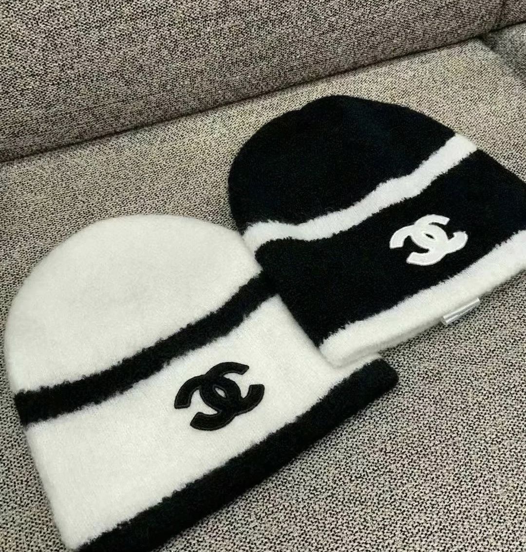 CHANEL CCロゴ刺繍ニット帽 【公式通販】
