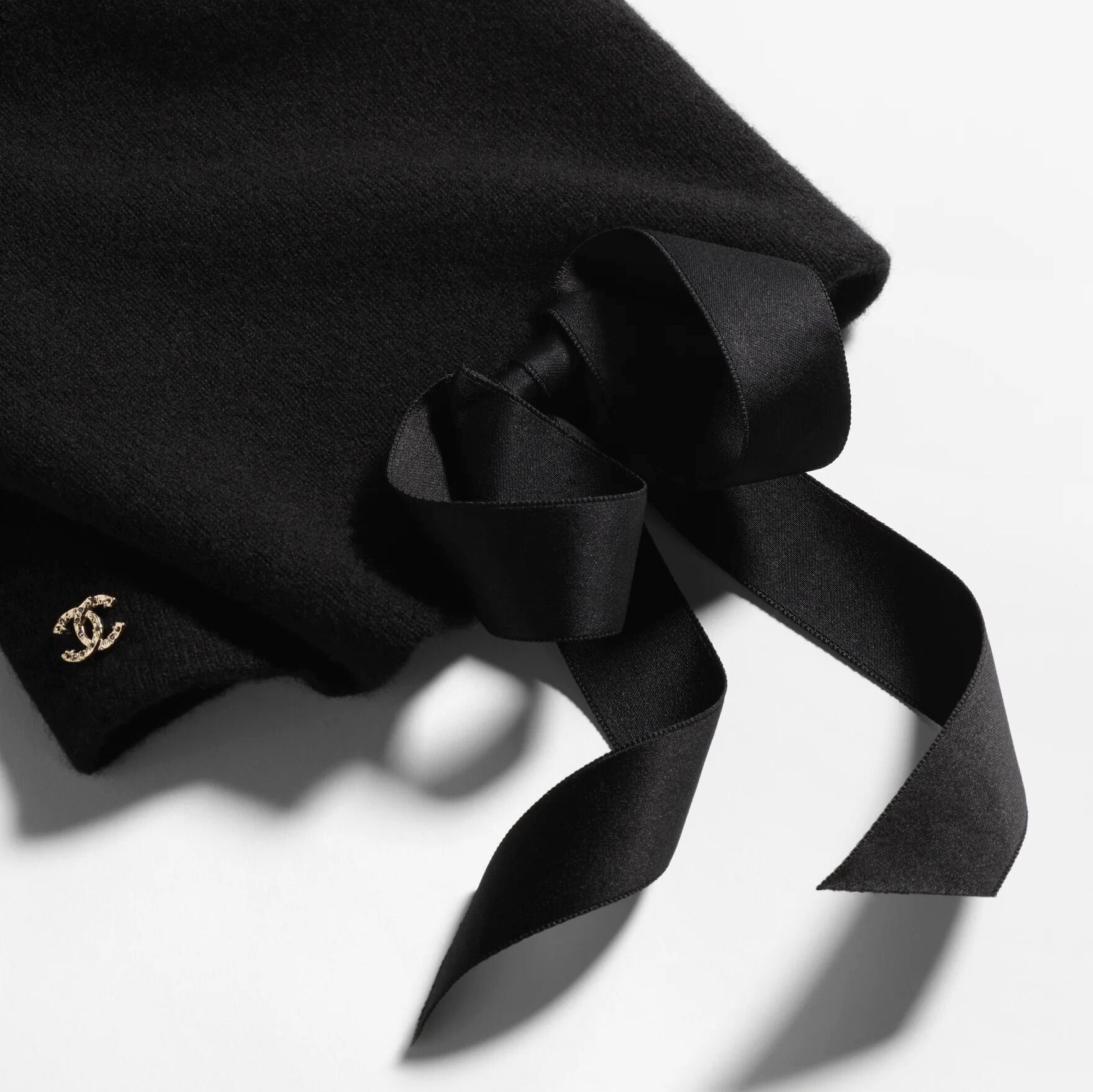 CHANEL】大人気☆バックリボン ニット帽 キャップ (CHANEL/ニット