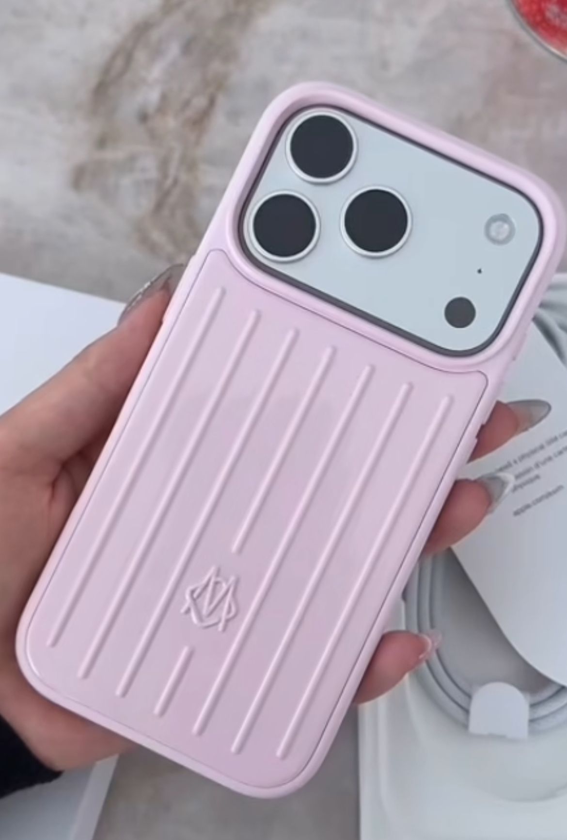 正規品】RIMOWA iPhone 17 Pro ケース （箱•リモワ小袋付） 正規品