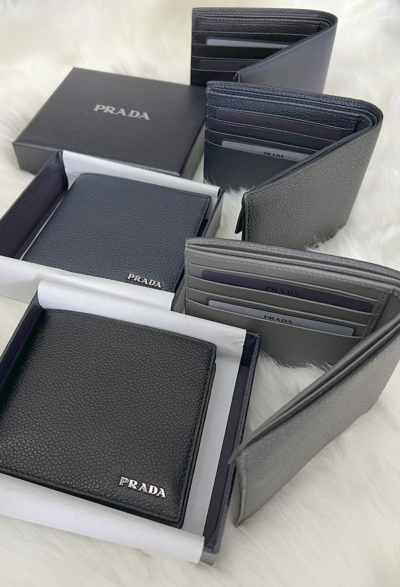 PRADA】大人気！ Bifold Wallet 二つ折り財布 バイカラー (PRADA