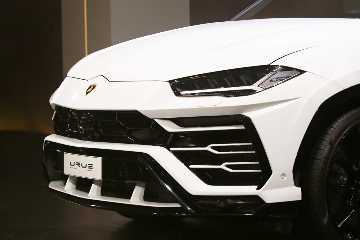URUS ホワイト 電動乗用車 オープンカー ランボルギーニ URUS ホワイト