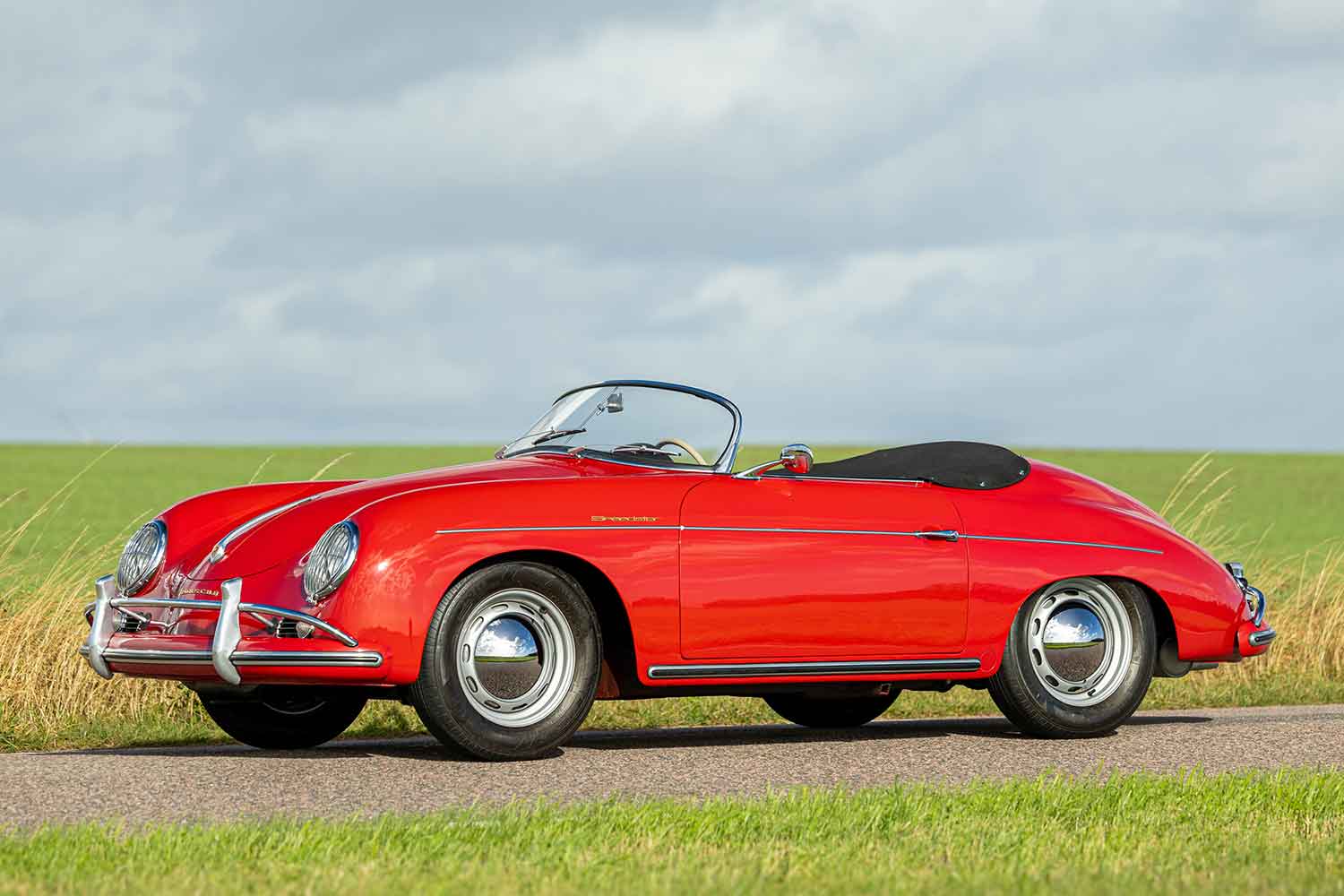 ポルシェ356から始まっていまでも911シリーズに受け継がれる特別な