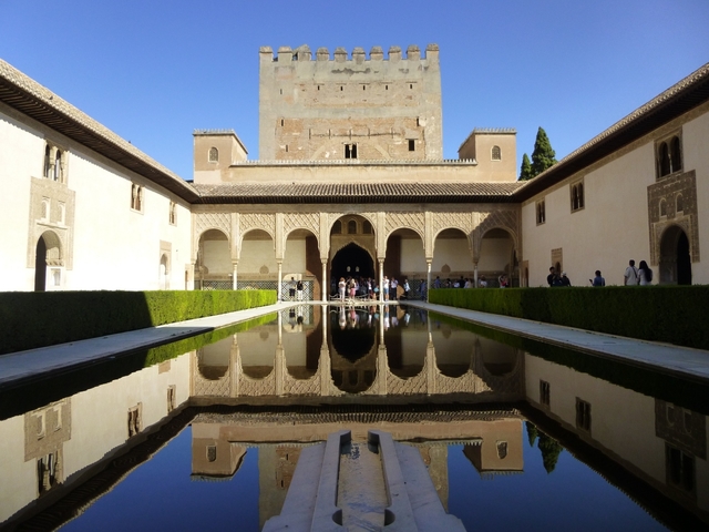 世界遺産！スペイン・グラナダ【アルハンブラ宮殿】歴史や見どころなど