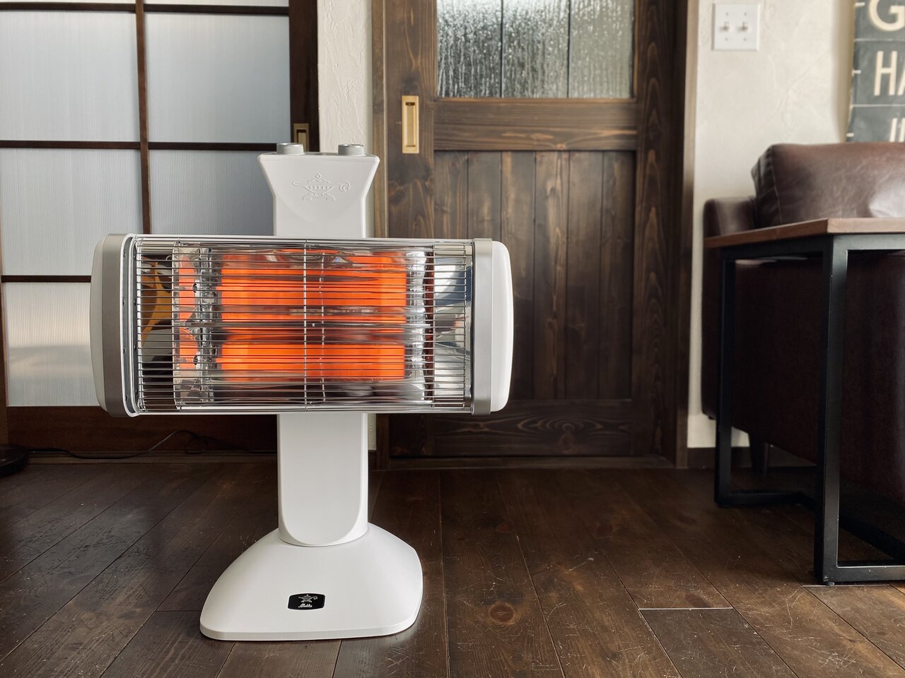 新入りの「遠赤グラファイトヒーター（2灯式）」をレポします