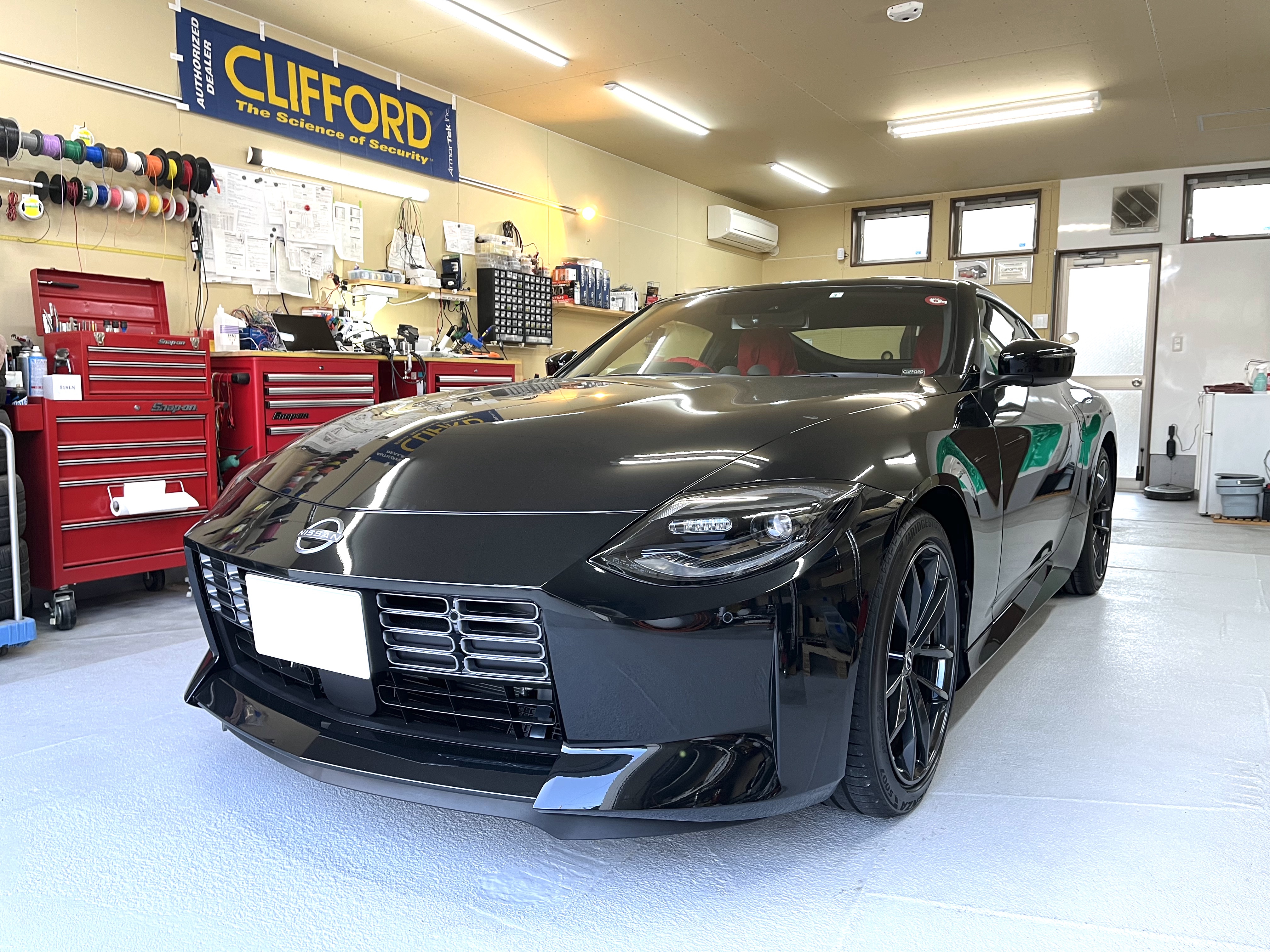 日産 RZ34フェアレディZ 盗難対策 | GARAGE FLOW