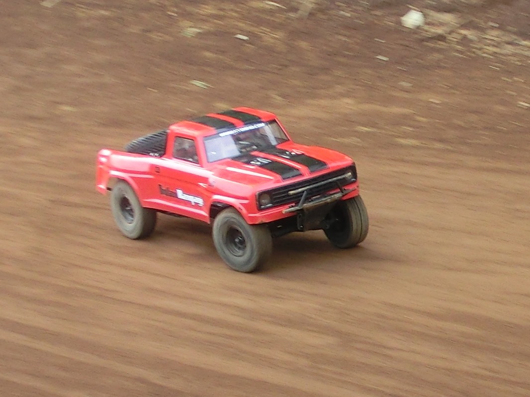 Outlaw Rampage PRO readysetにジャイロ付受信機 『KRG-331』 搭載