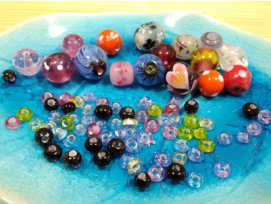 古代ガラス トンボ玉 31点 N 8786 古代ガラス トンボ玉 31点 N 8786