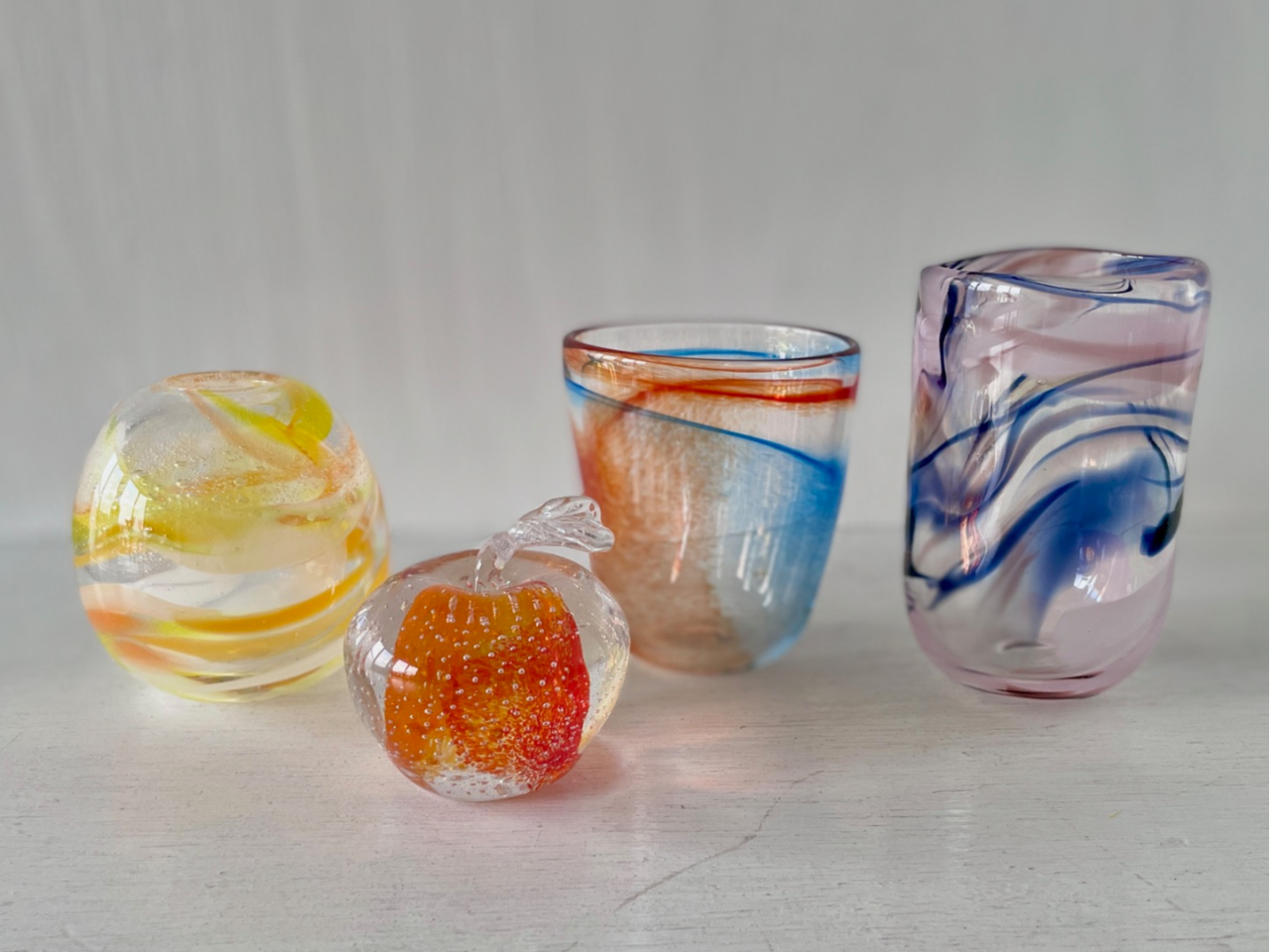 吹きガラス ウランガラス 水滴 水差し ガラス製 ユニーク形状 気泡