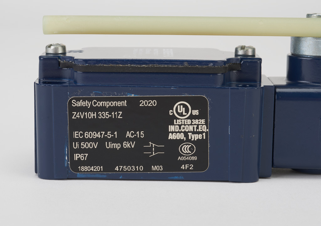 Limit Switch: side rotary adjustable 6mm plastic rod (PN# Z4V10H