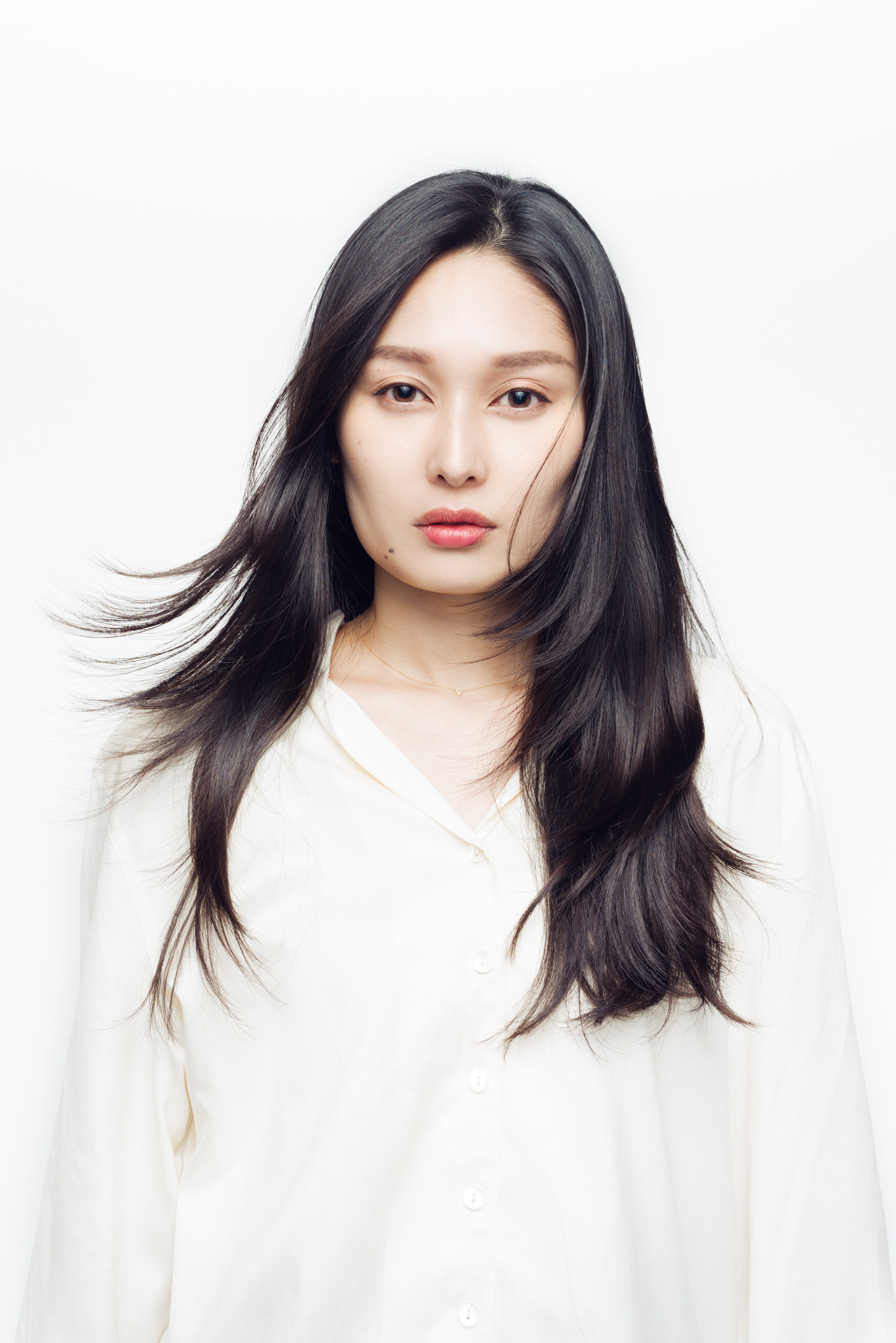 プロが厳選！ポートレート撮影で活躍するオススメ単焦点レンズ | XICO