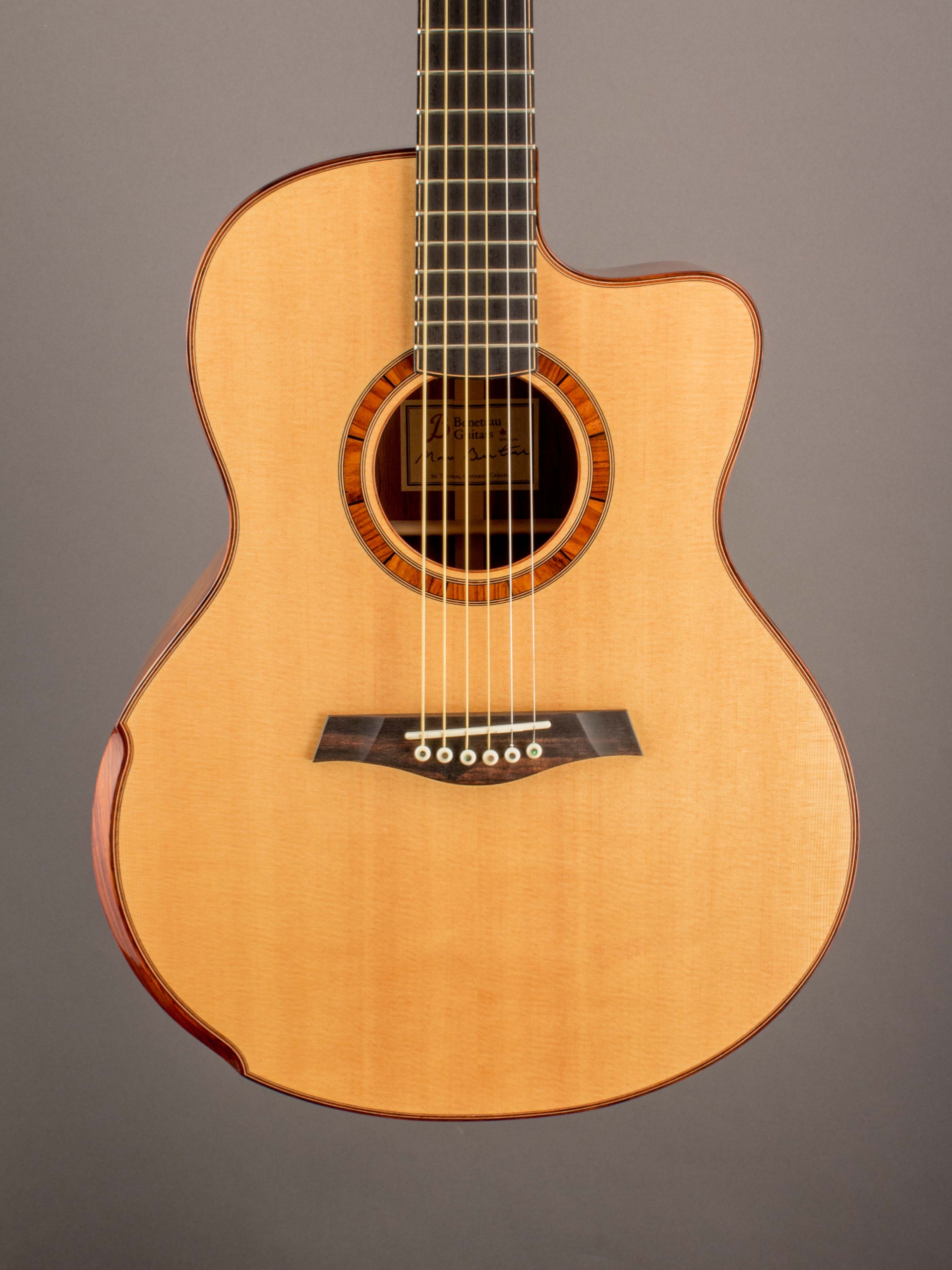 New Beneteau Concert Std Honduran/Sitka - Dream Guitars