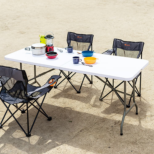 折りたたみテーブル（省スペース・W1800mm・D740mm・樹脂天板・簡単