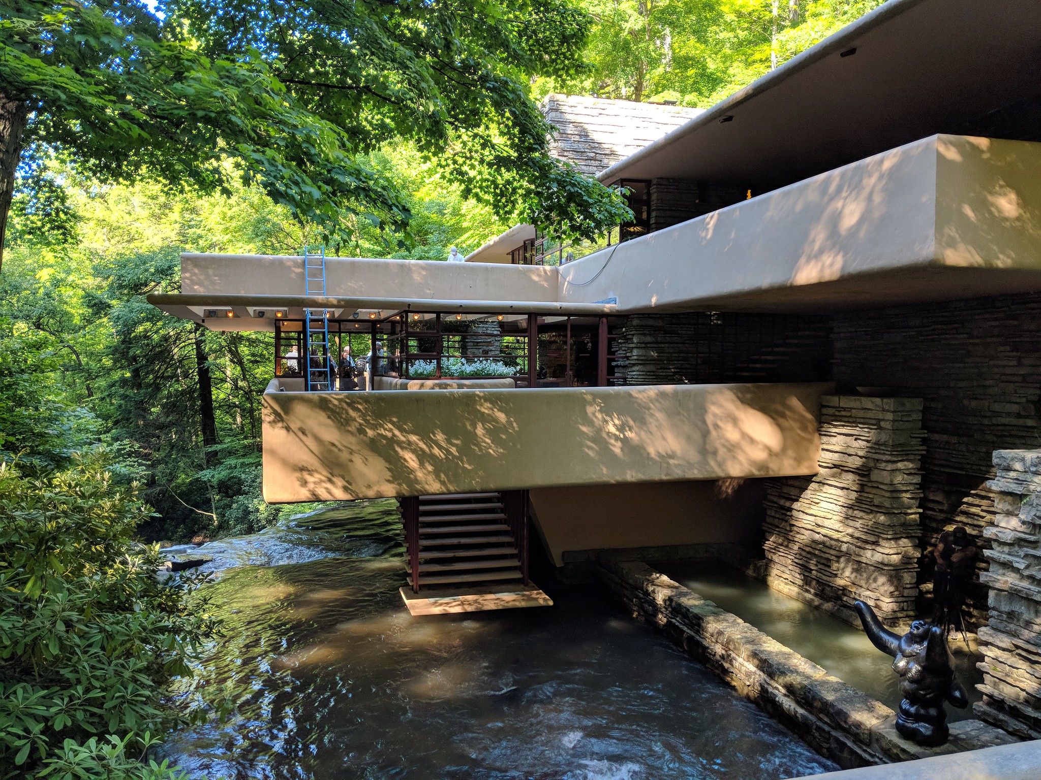 Fallingwater by Frank Lloyd Wright (article) | Khan Academy